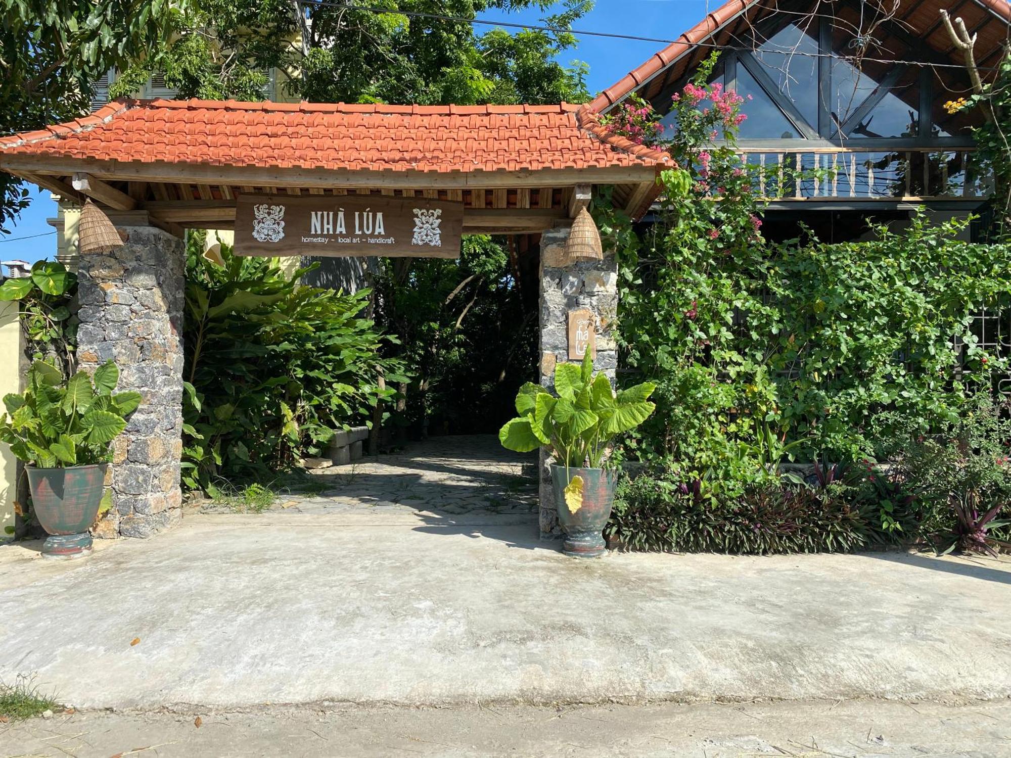 Nha Lua Homestay Ninh Binh Esterno foto
