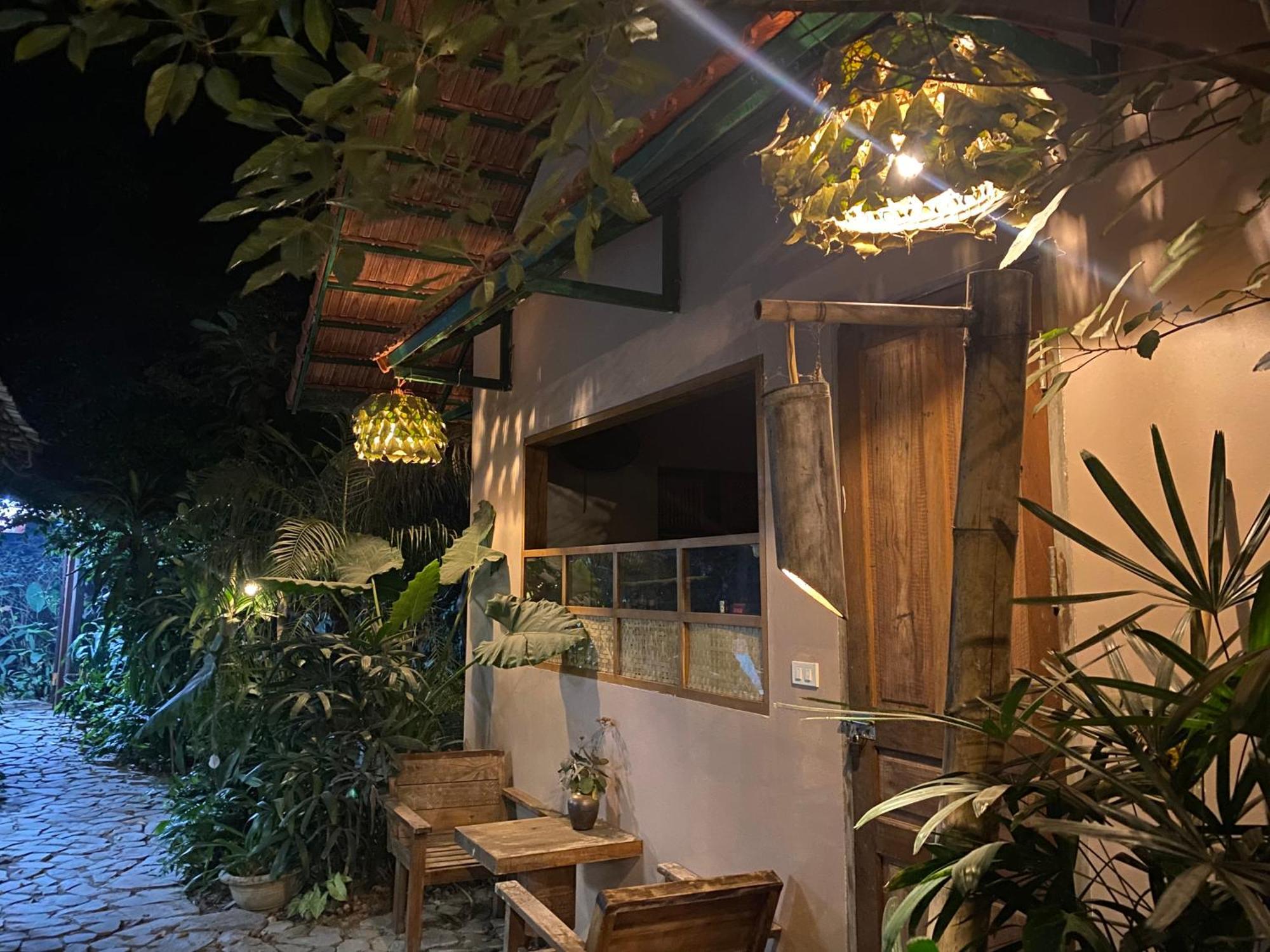 Nha Lua Homestay Ninh Binh Esterno foto